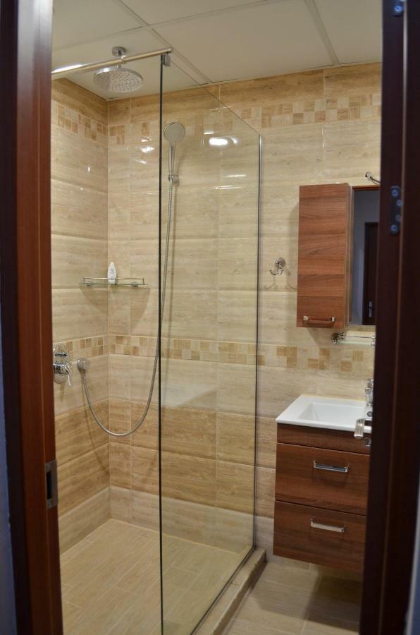 Luxury Apartment Near Varna, Located In Targovishte Exterior foto